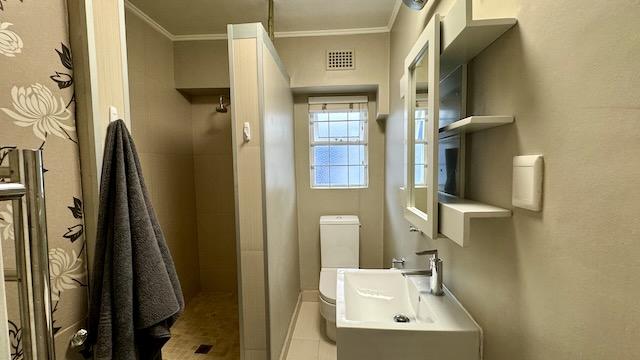 2 Bedroom Property for Sale in Sea Point Western Cape